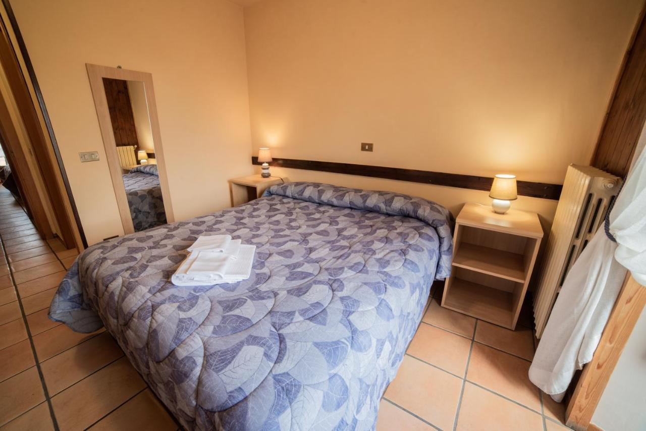 Dimora Fresilia Casa Vacanze Opi Exterior foto